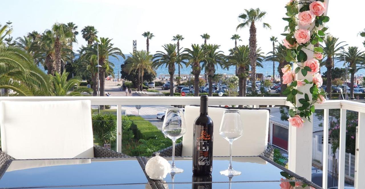 Encantadora Vivienda En El Paseo Maritimo De Salou Eksteriør billede
