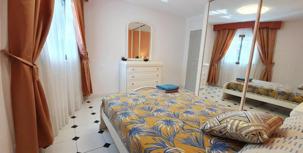 Encantadora Vivienda En El Paseo Maritimo De Salou Eksteriør billede