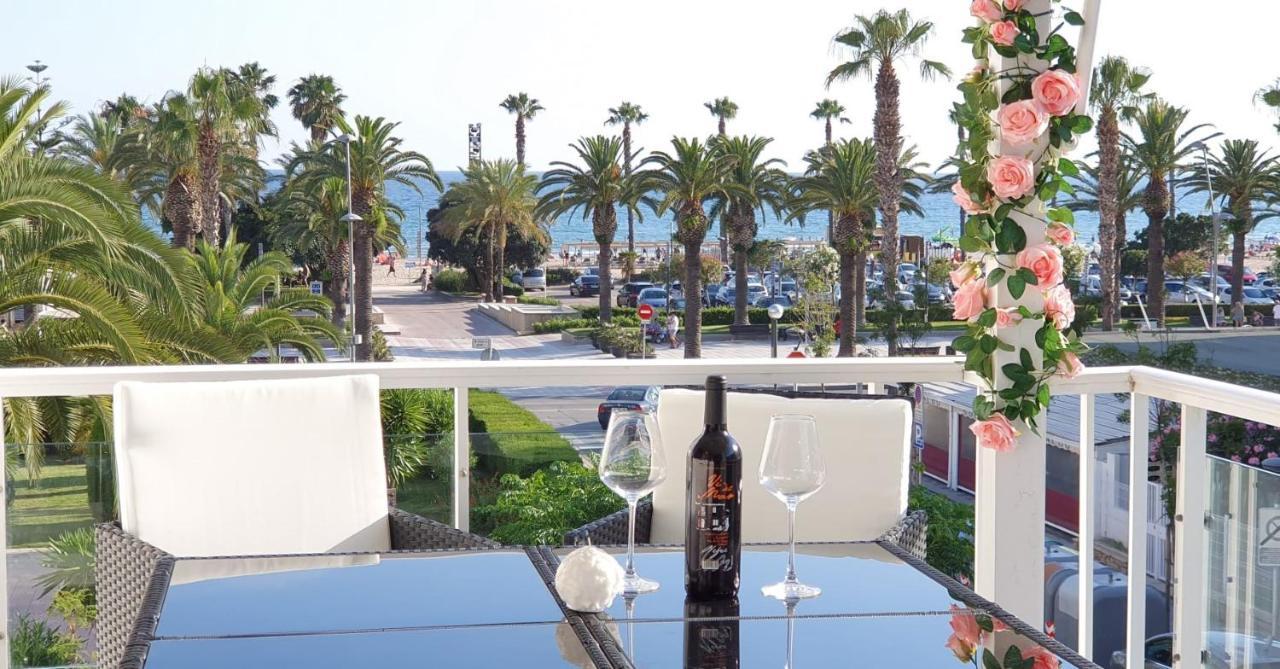 Encantadora Vivienda En El Paseo Maritimo De Salou Eksteriør billede