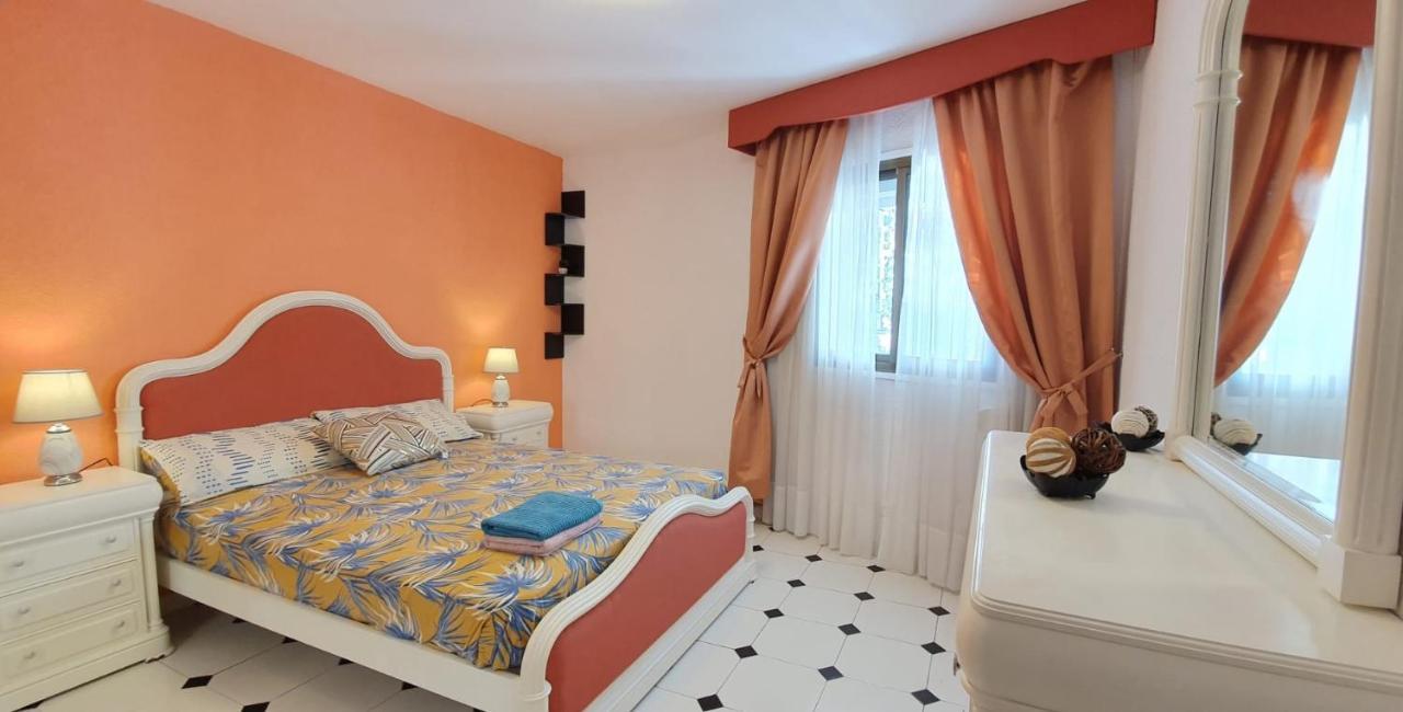Encantadora Vivienda En El Paseo Maritimo De Salou Eksteriør billede